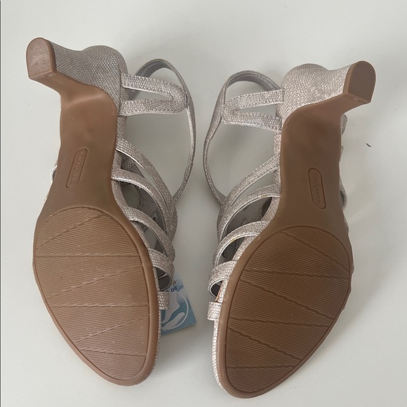 Kim Rogers Metallic Sandals - Picture 2 of 3